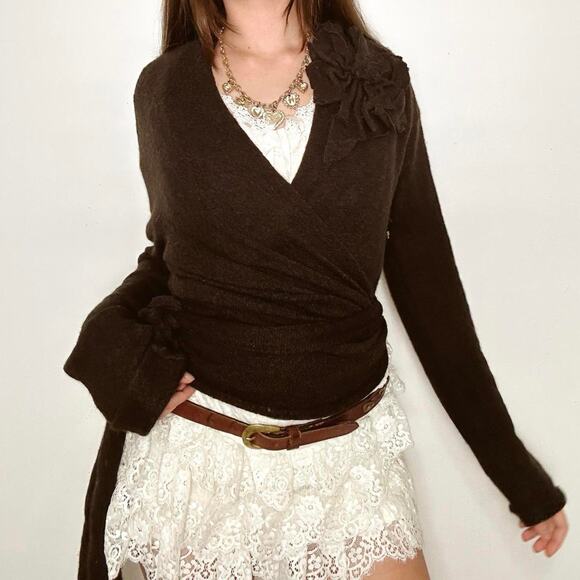 Y2K cabi brown floral wrap tie cardigan - Picture 2 of 5
